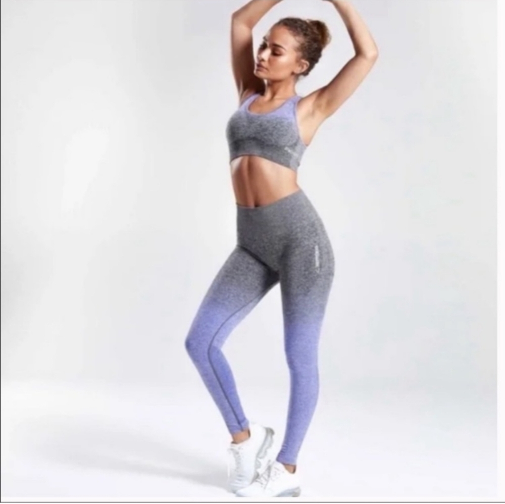 Gymshark Adapt Ombre Seamless Sports Bra and Leggings - Indigo / Black - Small